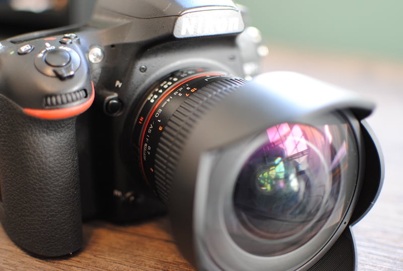 camera to take photos of the stars