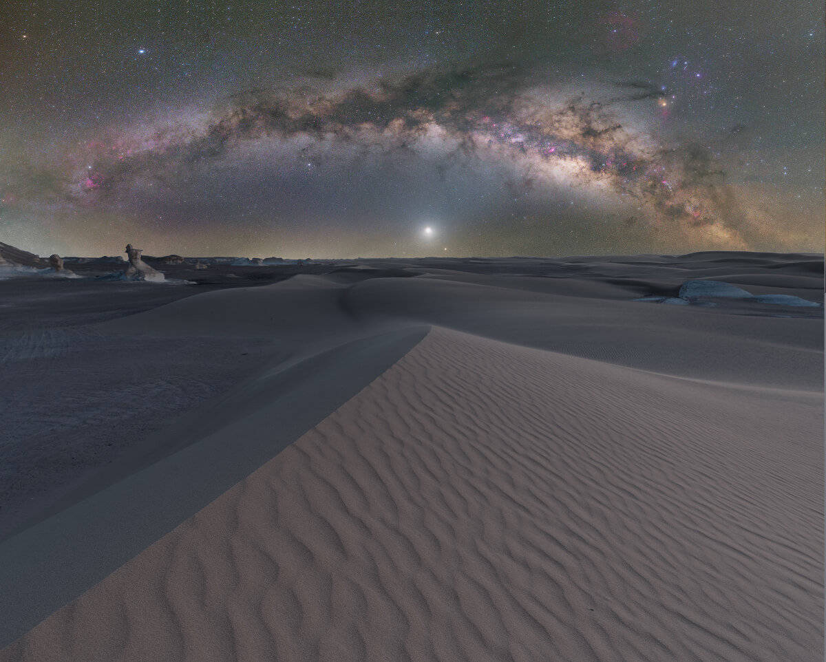 Burak Esenbey: Amazing Landscape Astrophotography (Case Study)