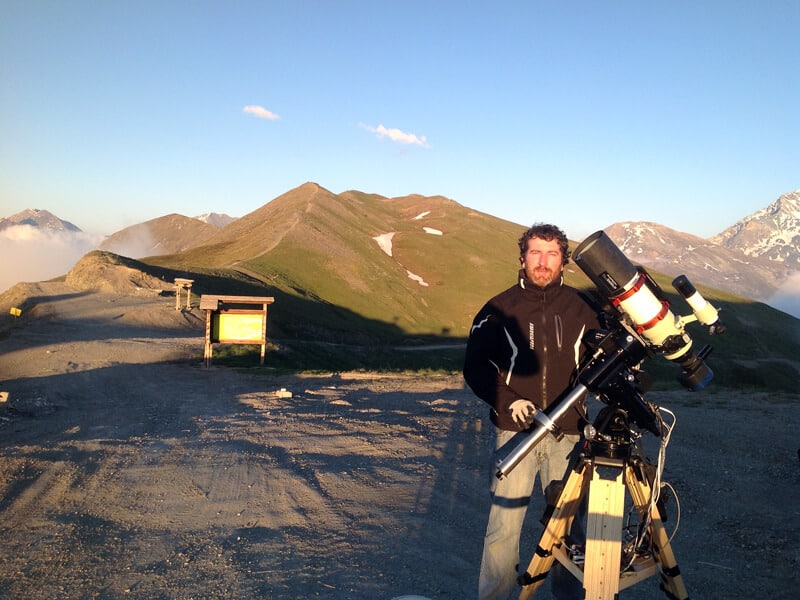 Leonardo Orazi with telescope