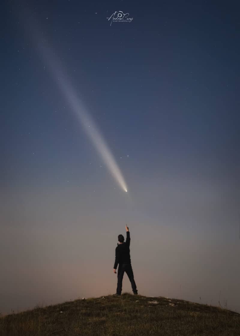 Castelluccio di Norcia Cometa e Figura umana web