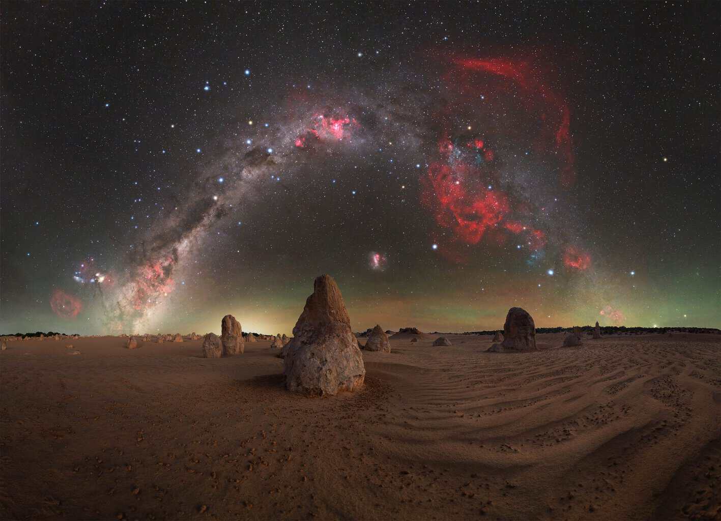 Milky Way reflection by Leonel Padrón